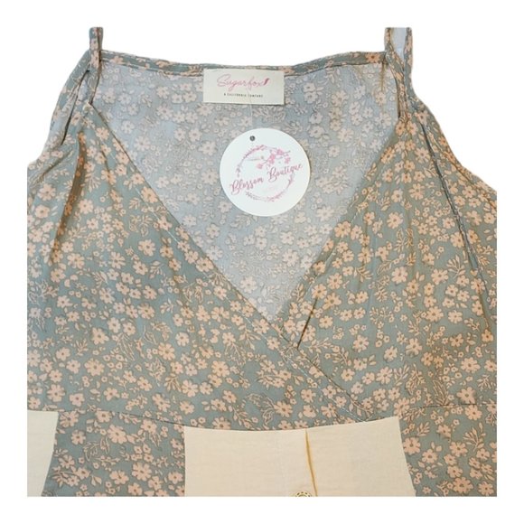 NWT Sage Cream Ditzy Floral Button Accent Women’s Cute Summer Blouse Top Size: L - Picture 6 of 8